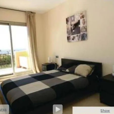 Apartmentsleeps4-golfclub-freeparking-bbq-pool-ac 公寓
